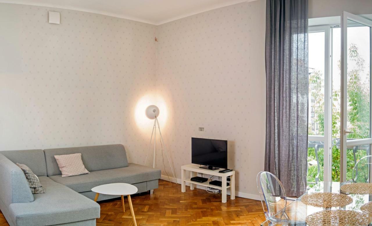 Zoli Apartment Варшава Екстер'єр фото