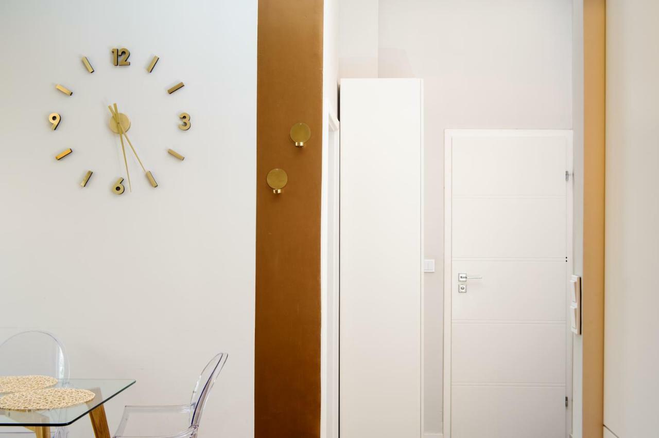 Zoli Apartment Варшава Екстер'єр фото